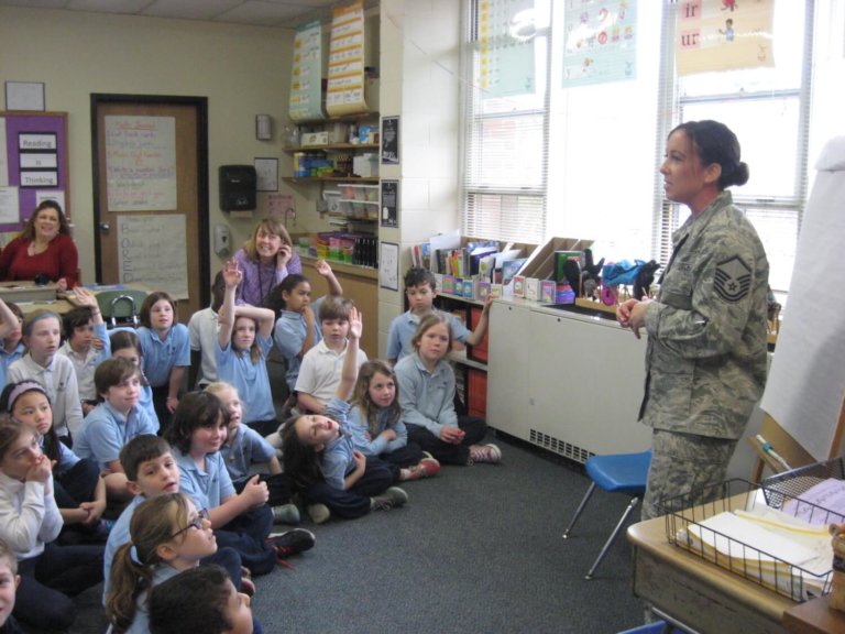 Military mom speaks to students about serving overseas