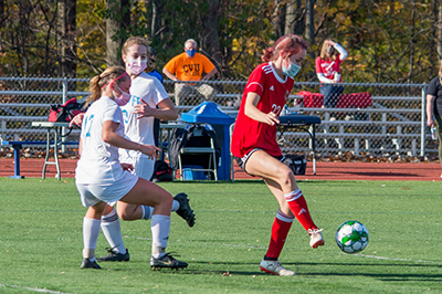 CVU’s Josie Pecor hounds the Wolves.Photo by Al Frey