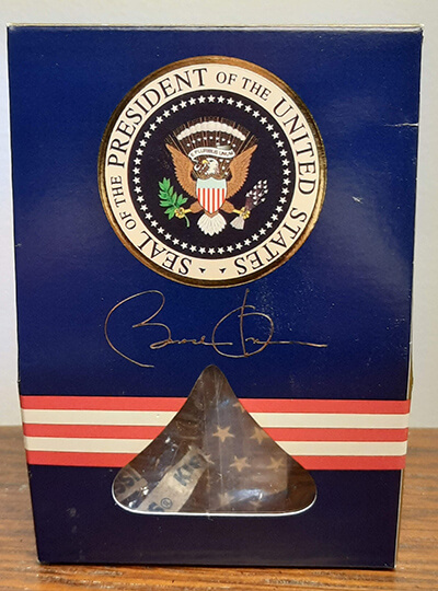 Favors of Hershey kisses in little packages with the presidential seal. Photo by Mike Yantachka