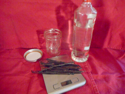 All that is needed to make homemade vanilla extract are vanilla beans, vodka and a mason jar with a lid.